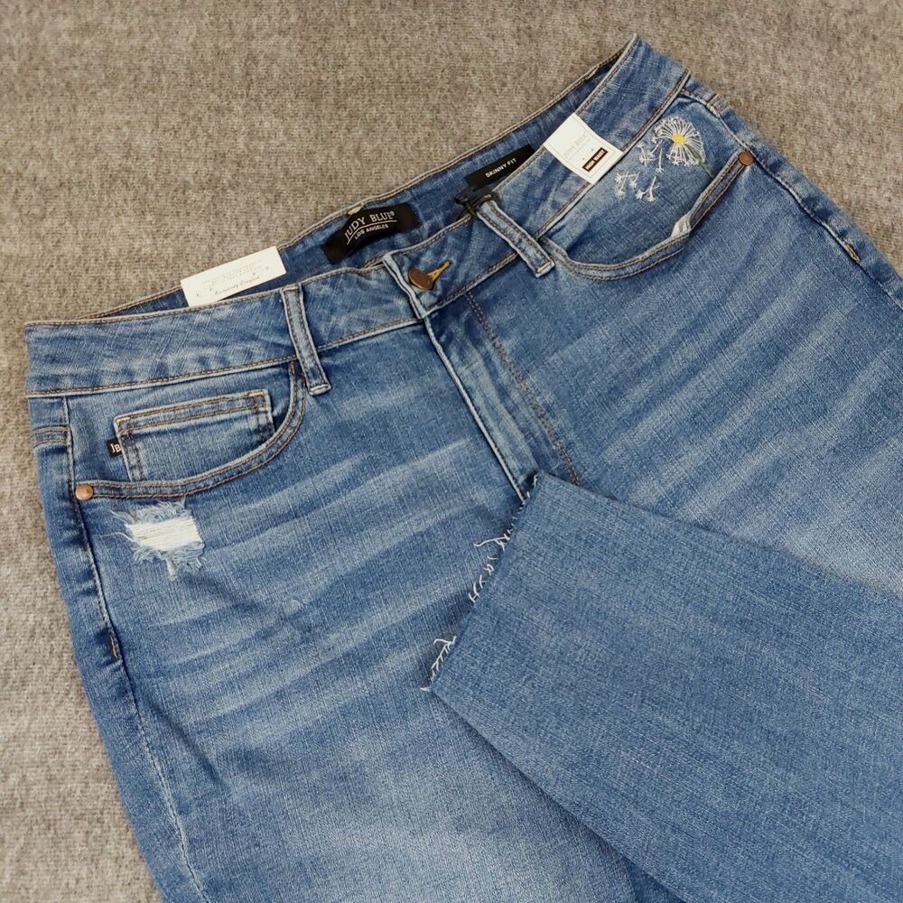 Judy Blue Jeans Womens 18W (Fit 35x27) Blue Distressed Skinny Fit Embroider NWT